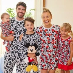 Disney Mickey Mouse Sleep Set For Men -Disney 5203059580136 6