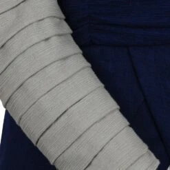 Disney Saber Trainer Tunic For Adults – Star Wars 10 Disney Saber Trainer Tunic For Adults – Star Wars -Disney 5500107010086 4